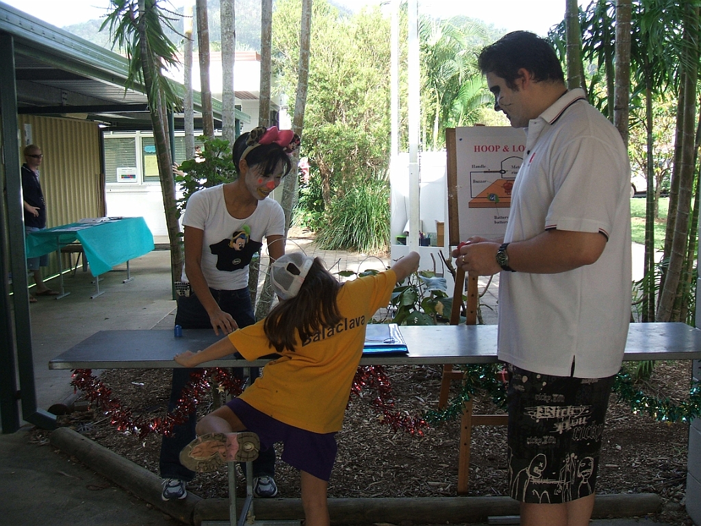 Cairns38 Science on the Oval.JPG